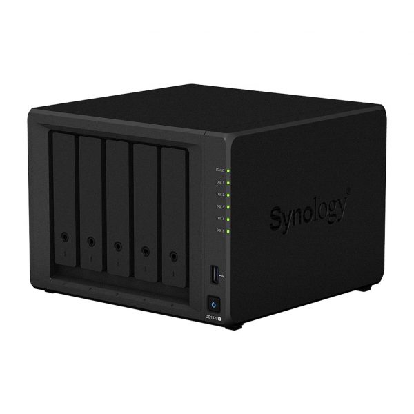 Synology-DS1520+ rechtsvoor